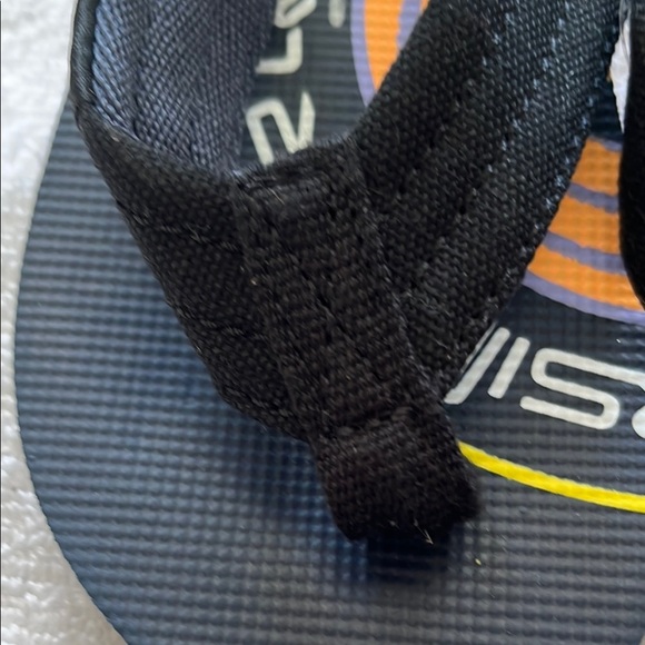 Quiksilver Black and Yellow Flip Flops - Picture 3 of 7